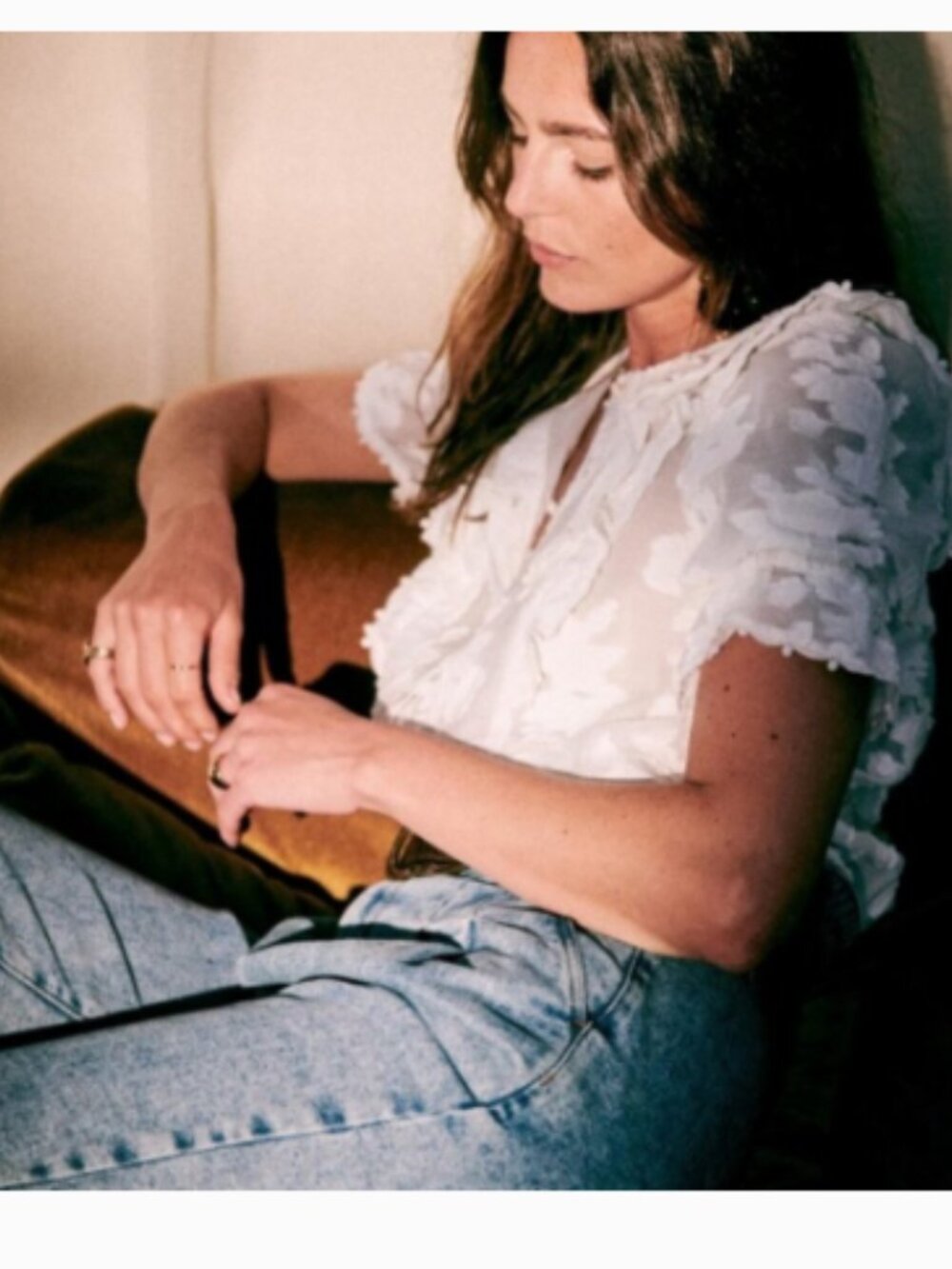 Sezane Paolina  White Floral Appliqué Ruffle Short Sleeve Blouse Sz 36 (US S/4)